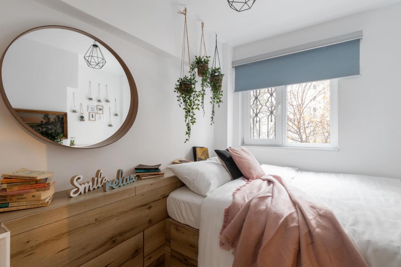 Eclectic 3 Bedroom Calea Victoriei By Urbanesq Bucareste Exterior foto