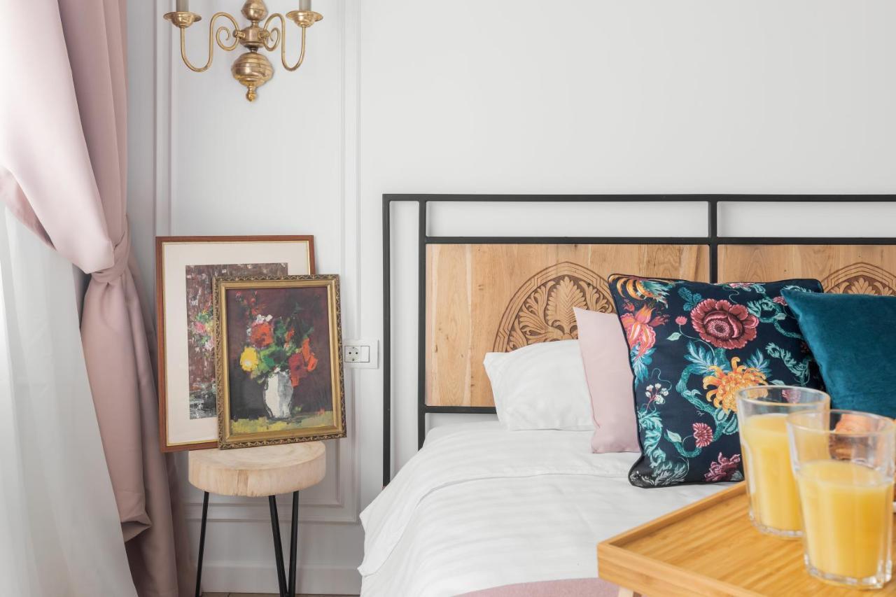 Eclectic 3 Bedroom Calea Victoriei By Urbanesq Bucareste Exterior foto