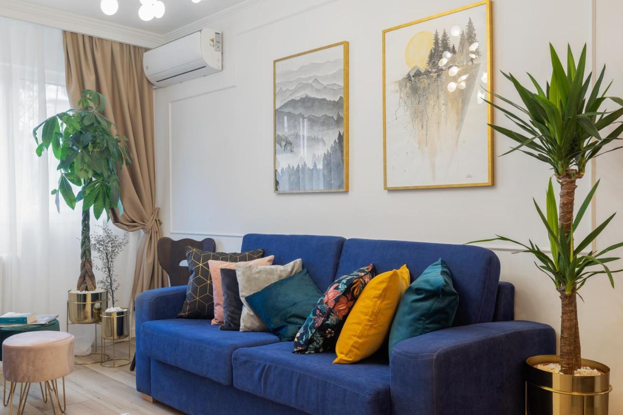 Eclectic 3 Bedroom Calea Victoriei By Urbanesq Bucareste Exterior foto