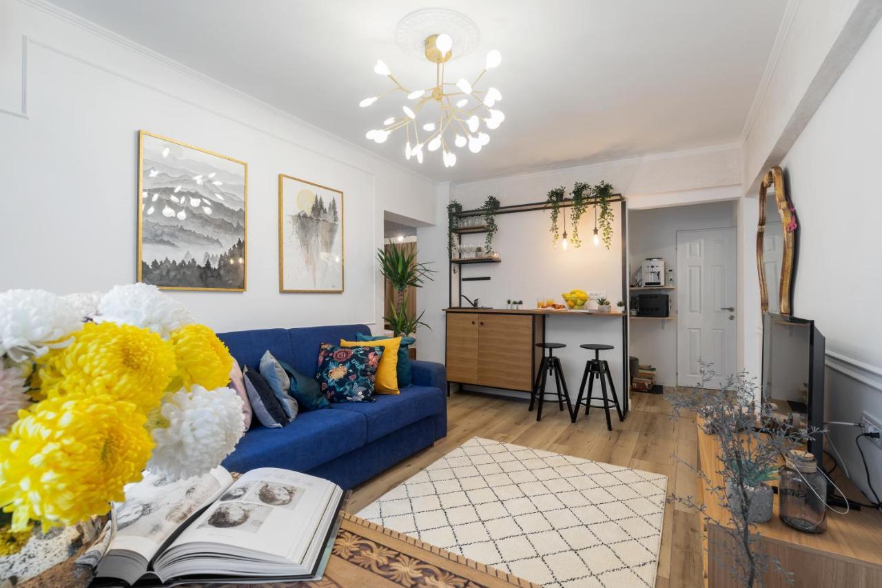 Eclectic 3 Bedroom Calea Victoriei By Urbanesq Bucareste Exterior foto